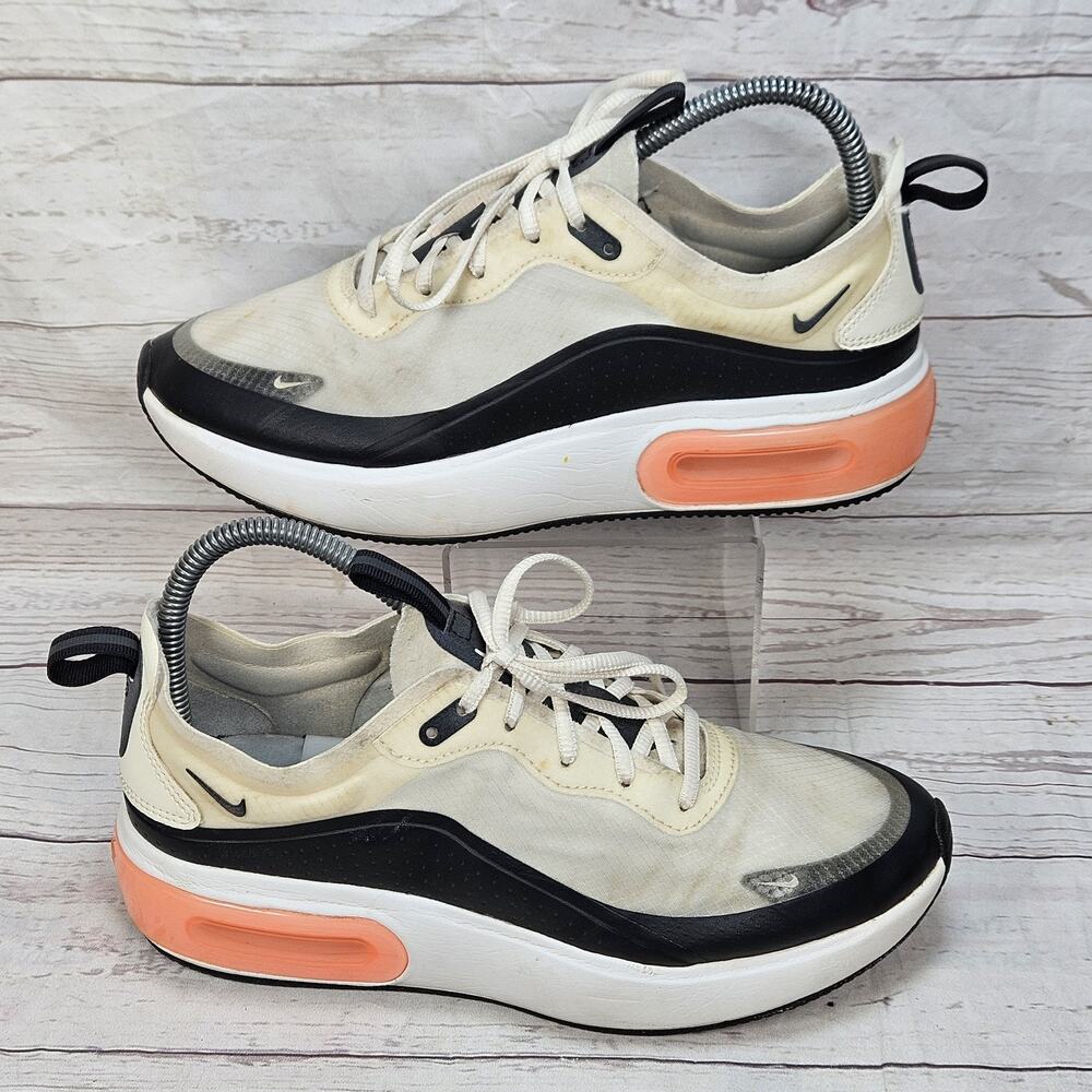 Nike Women’s White, Black & Peach Athletic Sneakers